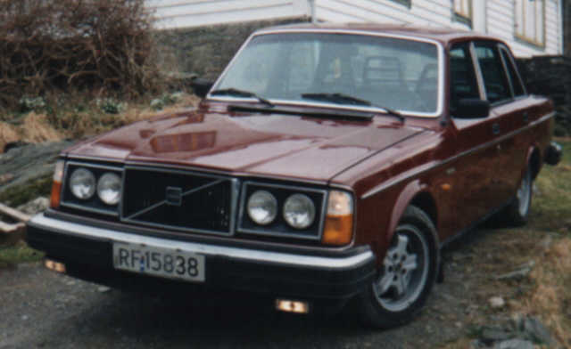 Oppussing av Volvo DL USA Utgangspunktet ein amerikansk 240 fra 1980